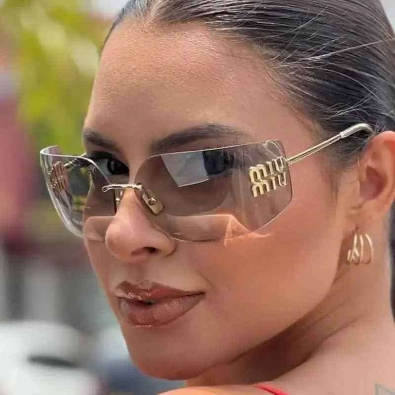 Lunettes de Soleil Élégance Premium